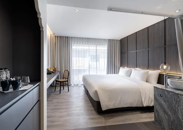 Hotel Lilit Bang Lumphu 4*