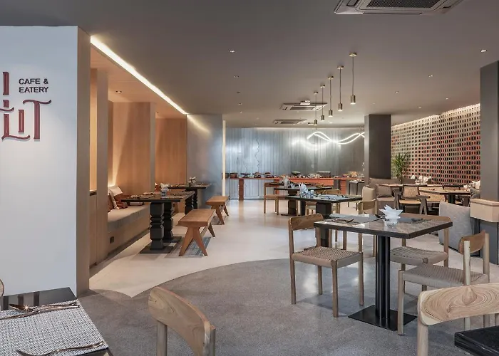 Lilit Bang Lumphu Hotel 4*