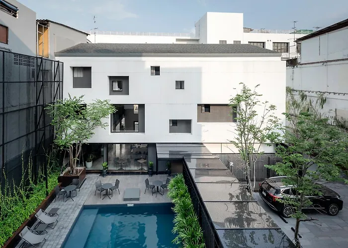 Hotel Lilit Bang Lumphu 4*